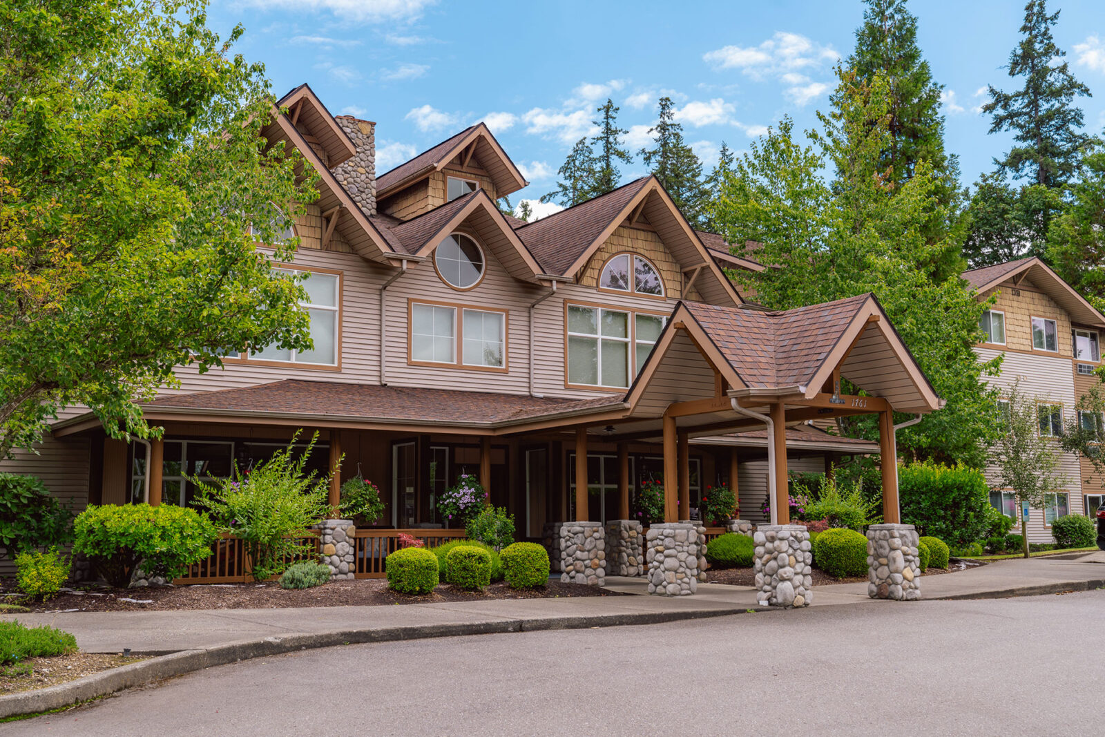 Stafford Suites in Port Orchard Entrance